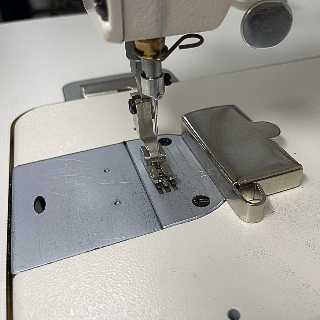 Großes magnetisches Kantenlineal in Aktion